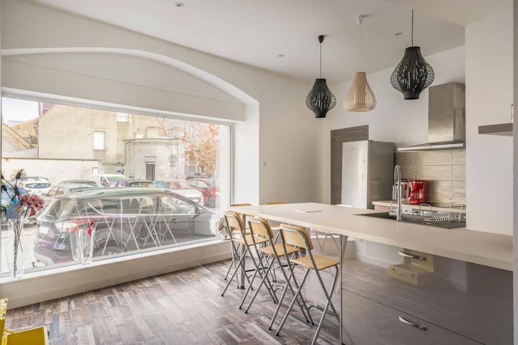 Superbe Appartement Avec Parking Gratuit Лон-ле-Сонье Экстерьер фото